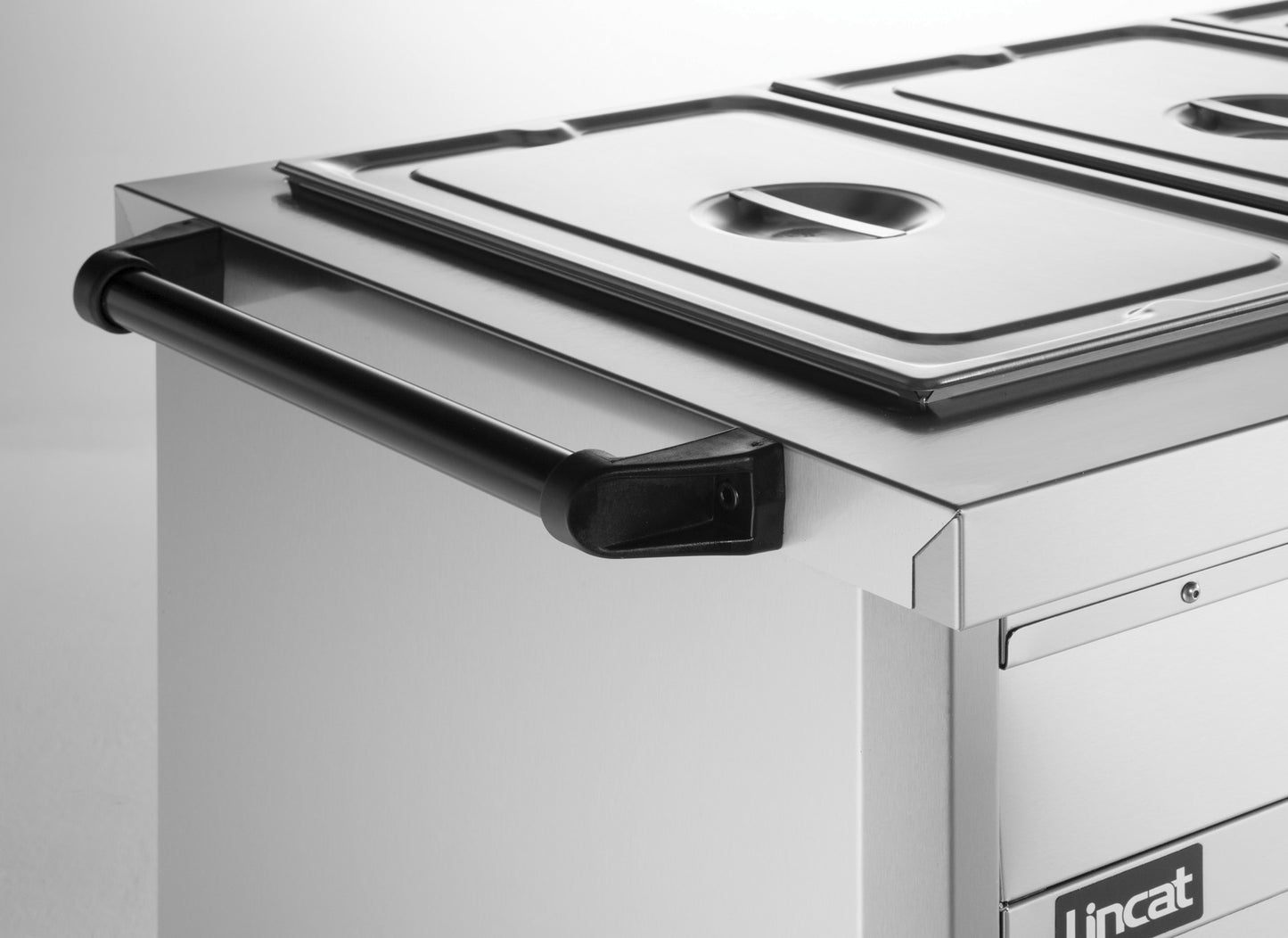 Lincat Mobile Bain Marie Hot Cupboard P8B5 push handles