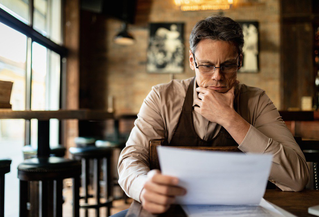 A coffee shop owner is trying to decide between the Merrychef Connex 16 and the 12.