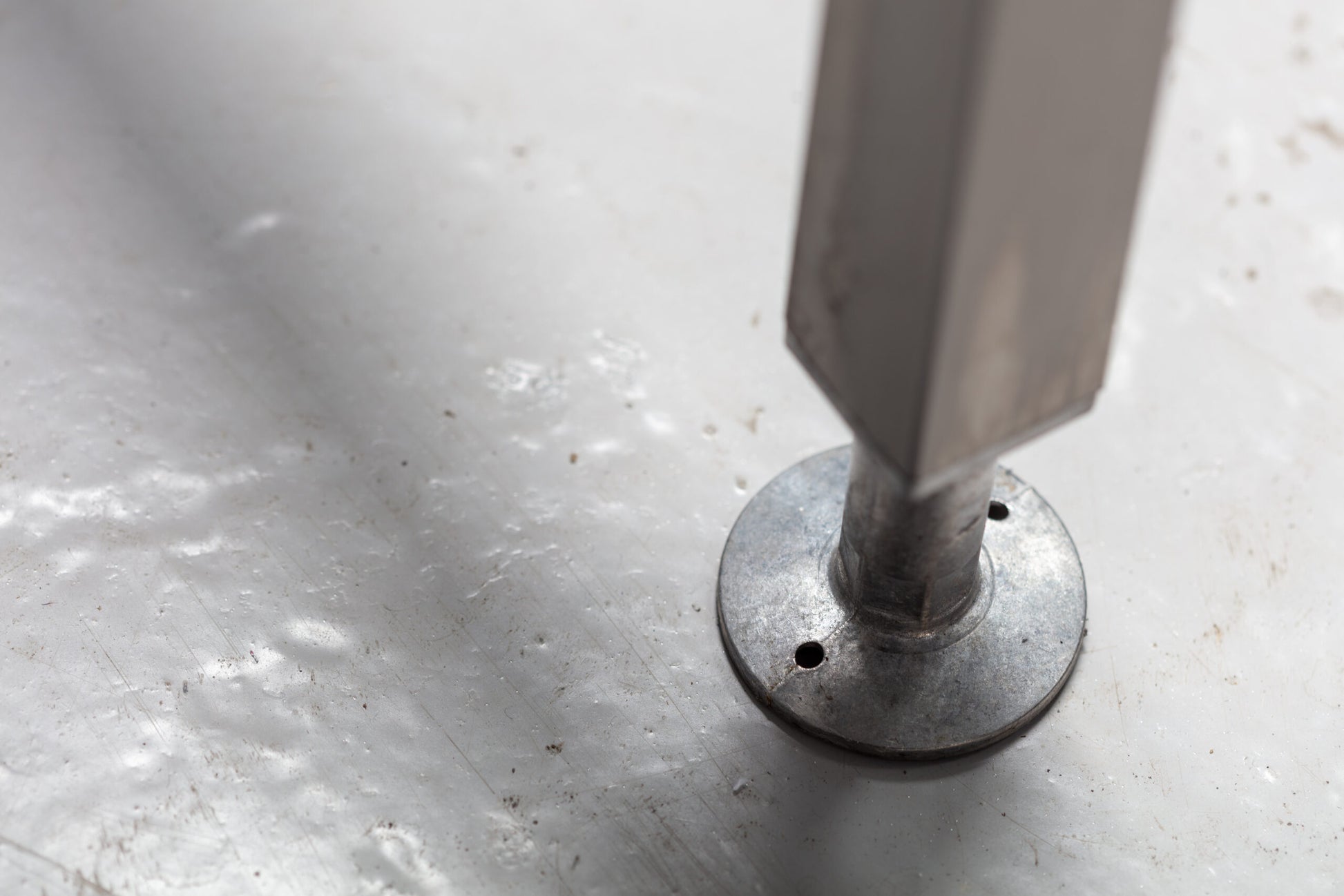 Adjustable foot