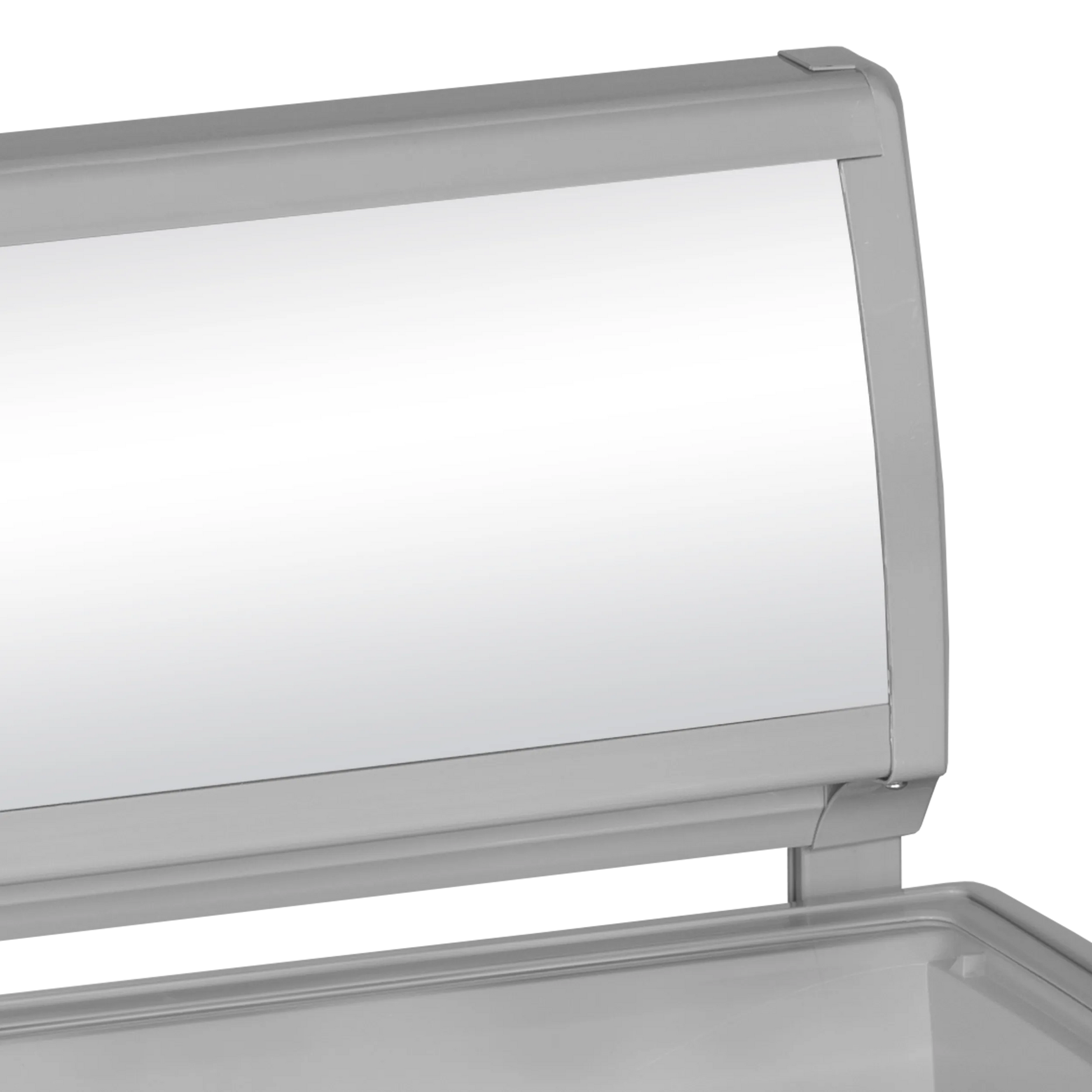 Tefcold 152L Display Chest Freezer (IDC152C-W1) close up on illuminated display