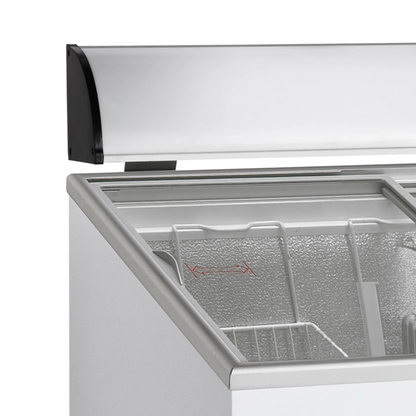 Tefcold 115L Display Chest Freezer (ST160) close up on interior