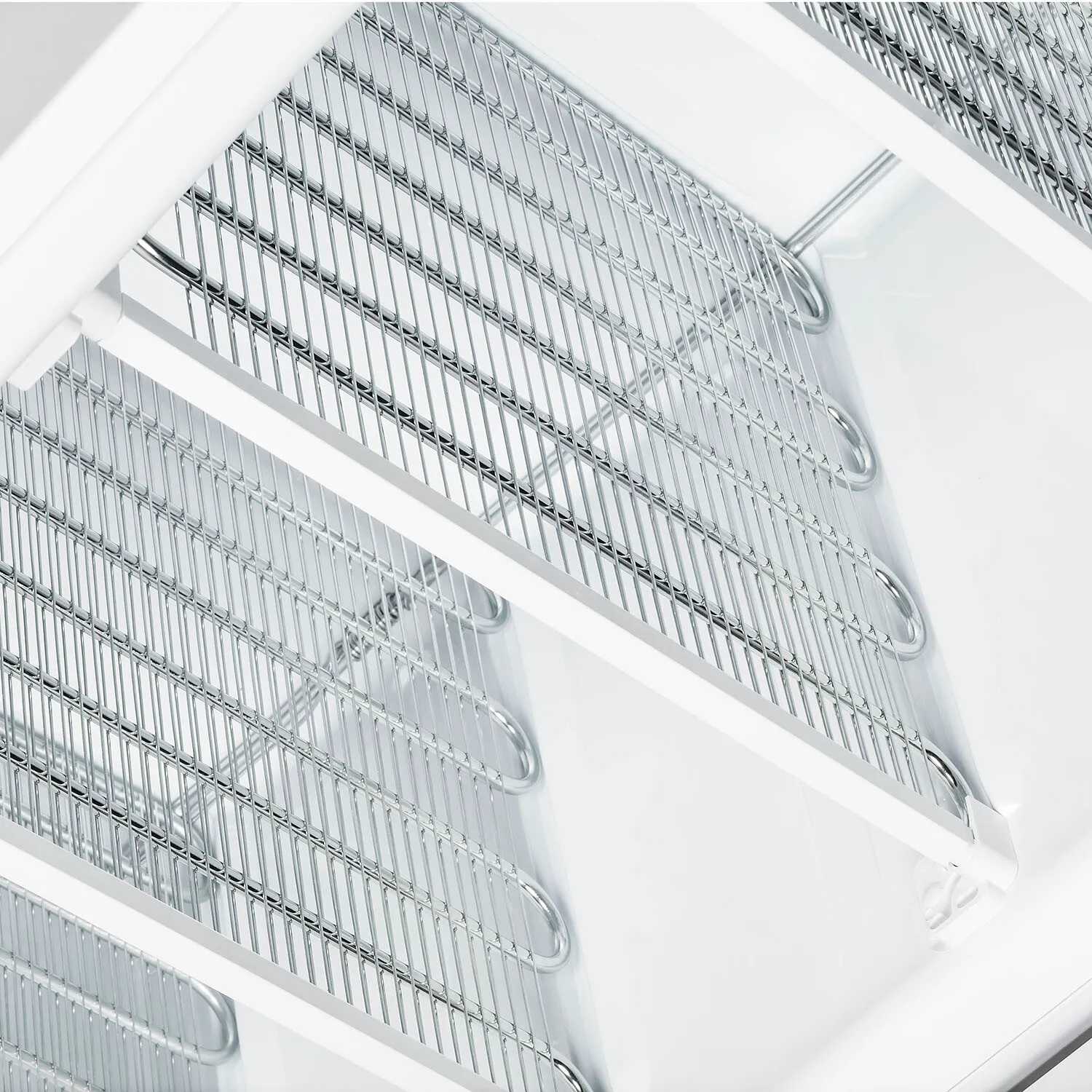 Tefcold 300L Single Door Freezer (UFFS371SD) chrome shelves close up 